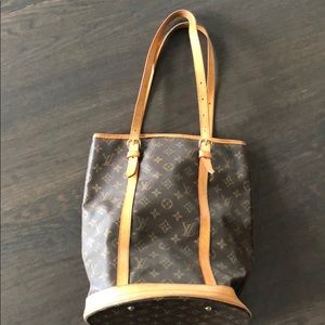 Louis Vuitton LV monogram shoulder Bag